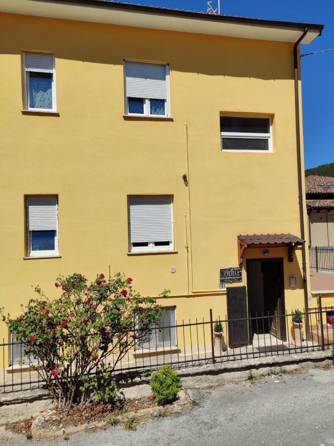 Le Stanze Di Adele Bed & Breakfast ลาควิลา ภายนอก รูปภาพ