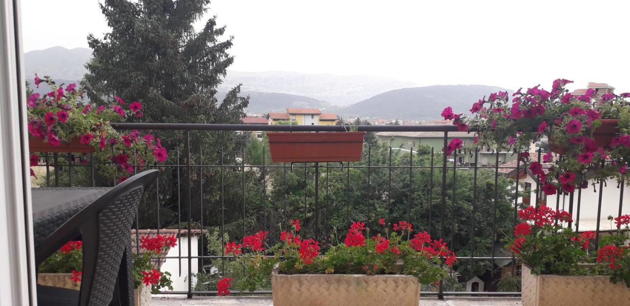Le Stanze Di Adele Bed & Breakfast ลาควิลา ภายนอก รูปภาพ