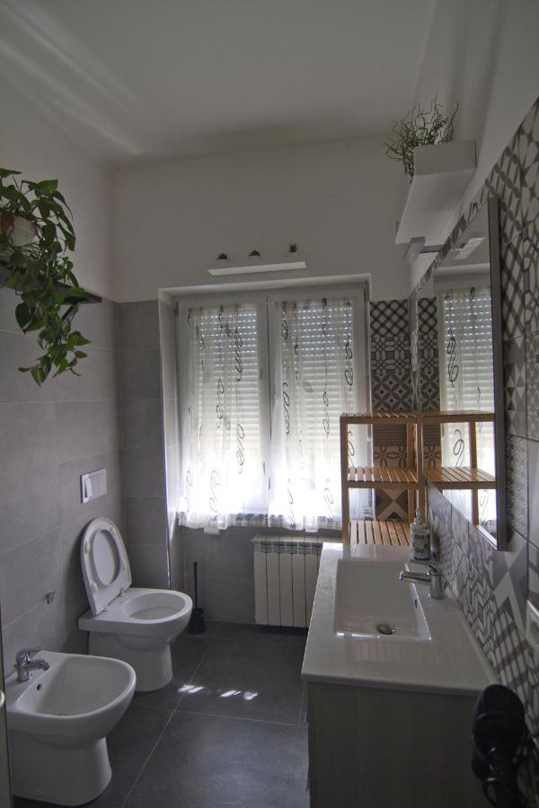 Le Stanze Di Adele Bed & Breakfast ลาควิลา ภายนอก รูปภาพ