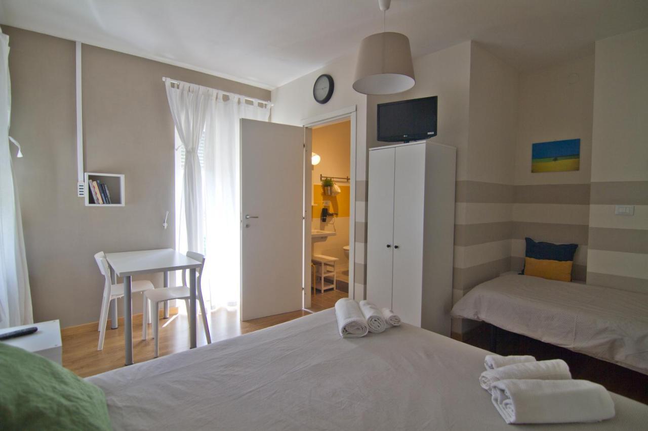 Le Stanze Di Adele Bed & Breakfast ลาควิลา ภายนอก รูปภาพ